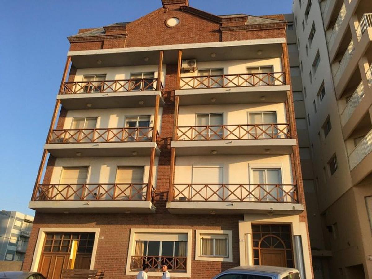 2 bedrooms Apartment in Mar del Plata, Argentina No. 100771