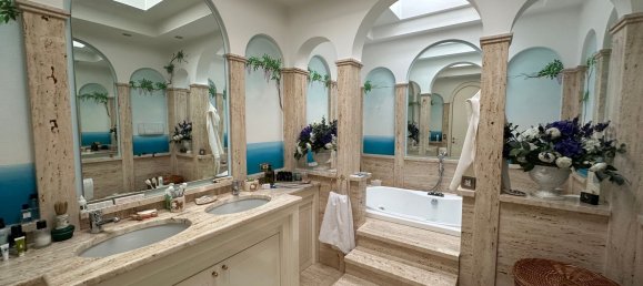 11 bedrooms Villa in Conegliano, Italy No. 344137 11