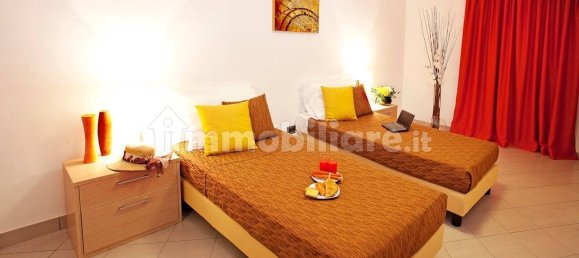 Apartamento de 3 dormitorios en Griante, Italy No. 55312 4