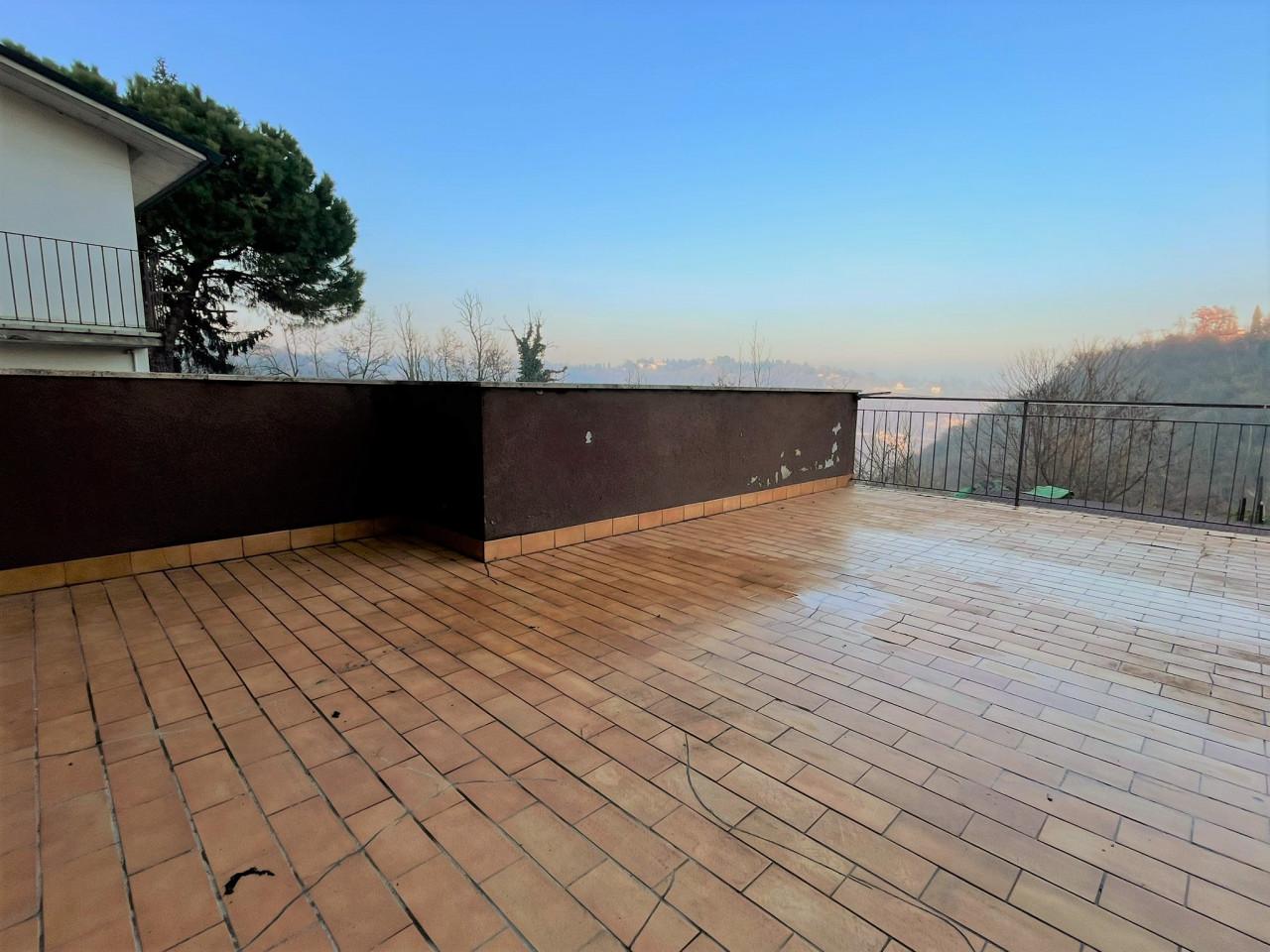 3 rooms House in Arcugnano, Italy No. 230359