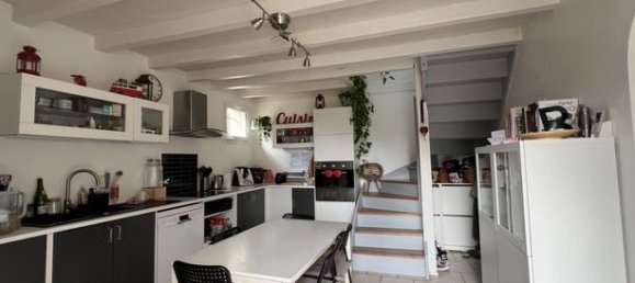 3 Schlafzimmer Haus in Saint-Cyr-sur-Loire, France, Nr. 300334 3