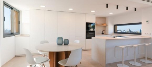 3 bedrooms Apartment in Palma de Majorca, Spain No. 167508 4