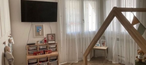5 rooms Apartment in Livorno, Italy No. 48943 10