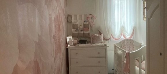 5 rooms Apartment in Livorno, Italy No. 48943 11