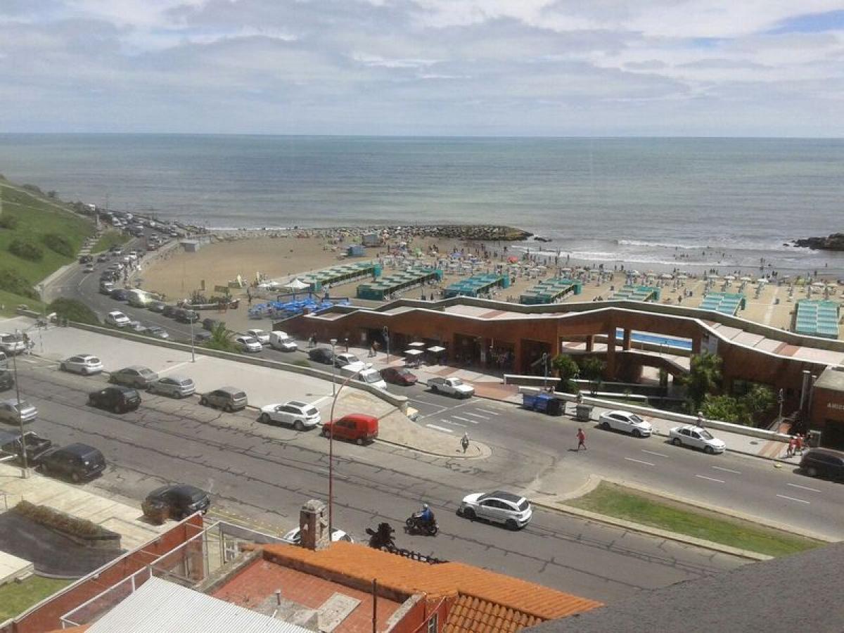 3 bedrooms Apartment in Mar del Plata, Argentina No. 79753