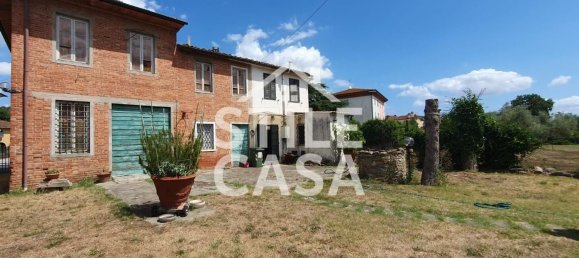 5 rooms House in Porcari, Italy No. 280048 7