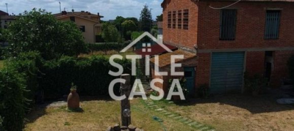5 rooms House in Porcari, Italy No. 280048 12