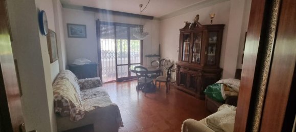 Apartamento de 4 habitaciónes en Pisa, Italy No. 87921 11