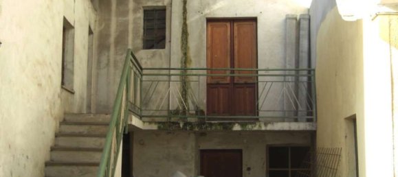 4 rooms House in Foglizzo, Italy No. 90890 3