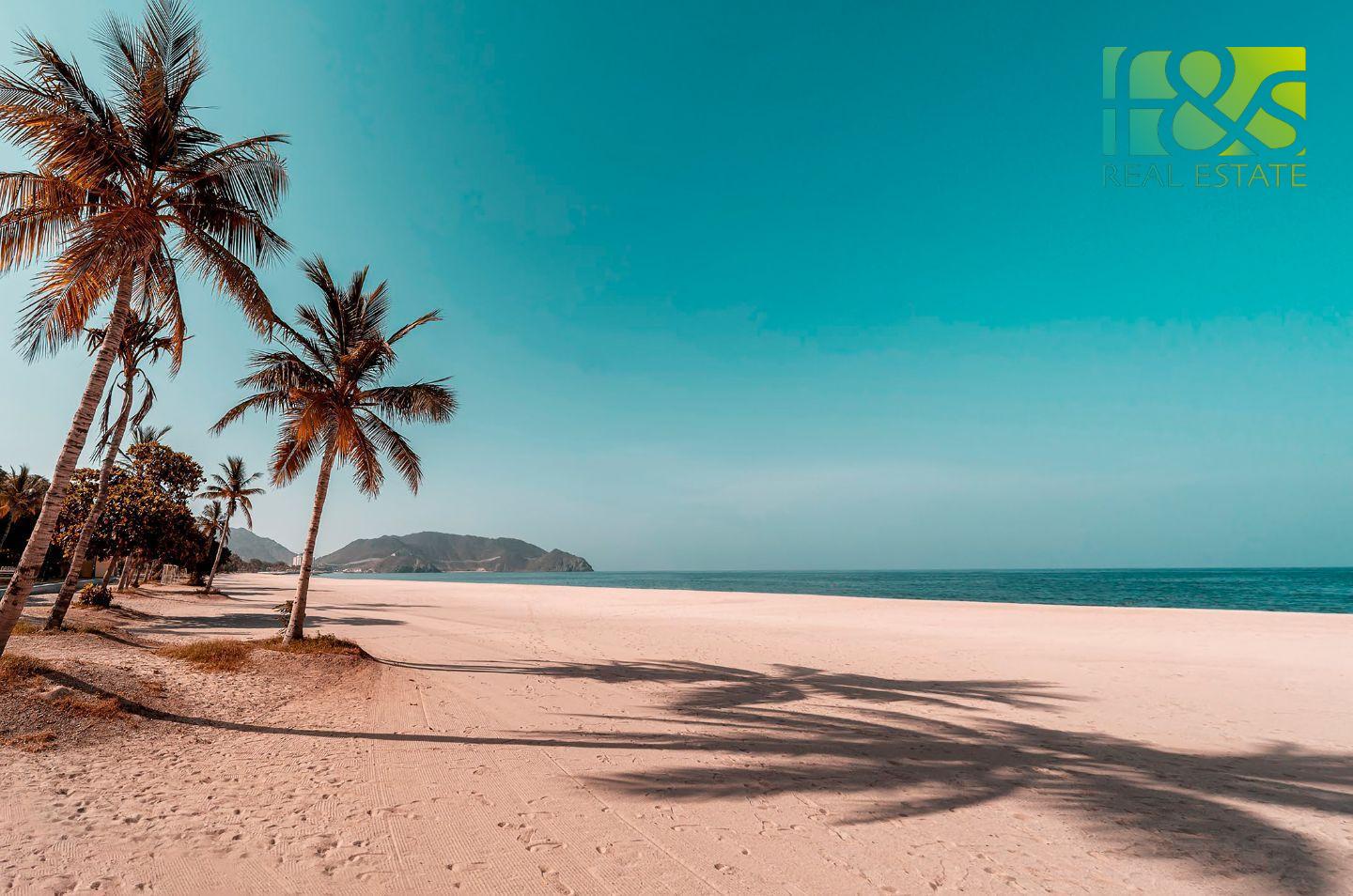 4 bedrooms Villa in Al Marjan Island, UAE No. 30466