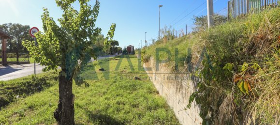 Земельный участок в Римини, Италия № 335116 6