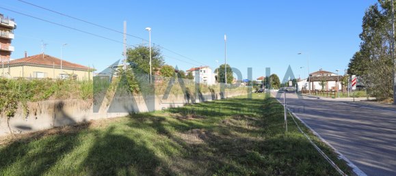 Земельный участок в Римини, Италия № 335116 2