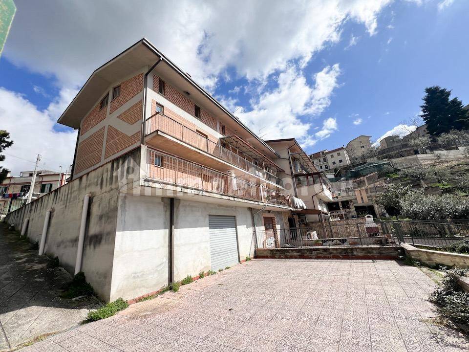 Casa de 2 dormitorios en Acuto, Italy No. 223493