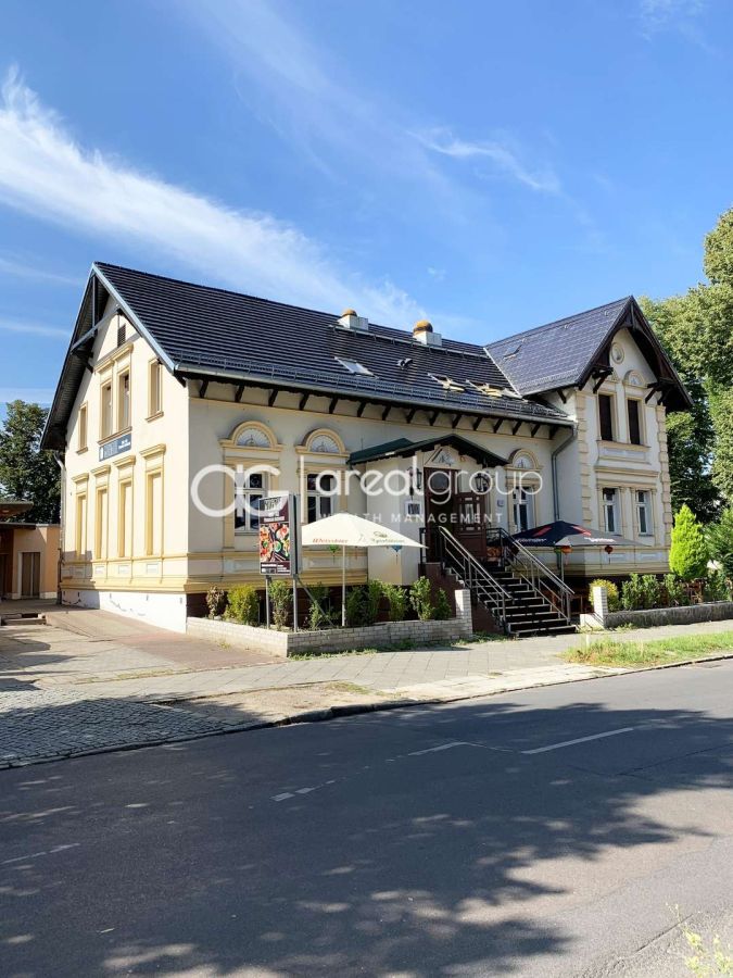 1438m² Building in Buch, Germany No. 251114