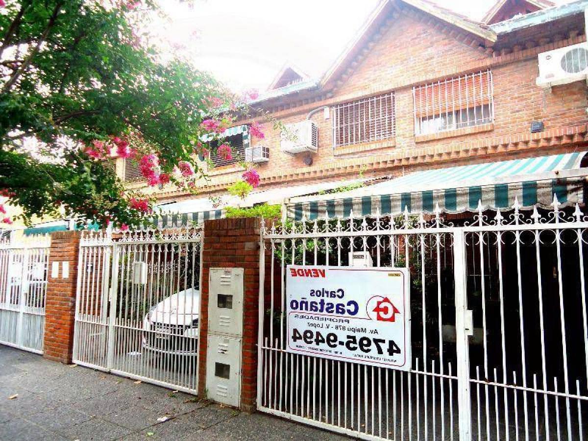 Casa de 2 dormitorios en Vicente López, Argentina No. 9596