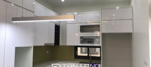 4 bedrooms Villa in Tay Ho, Vietnam No. 1171 3