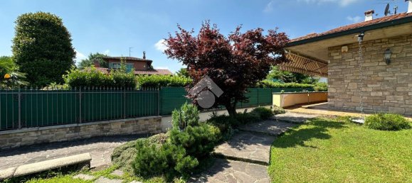 Villa de 4 habitaciónes en Pontoglio, Italy No. 7406 38