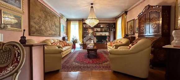 Villa de 4 habitaciónes en Pontoglio, Italy No. 7406 16