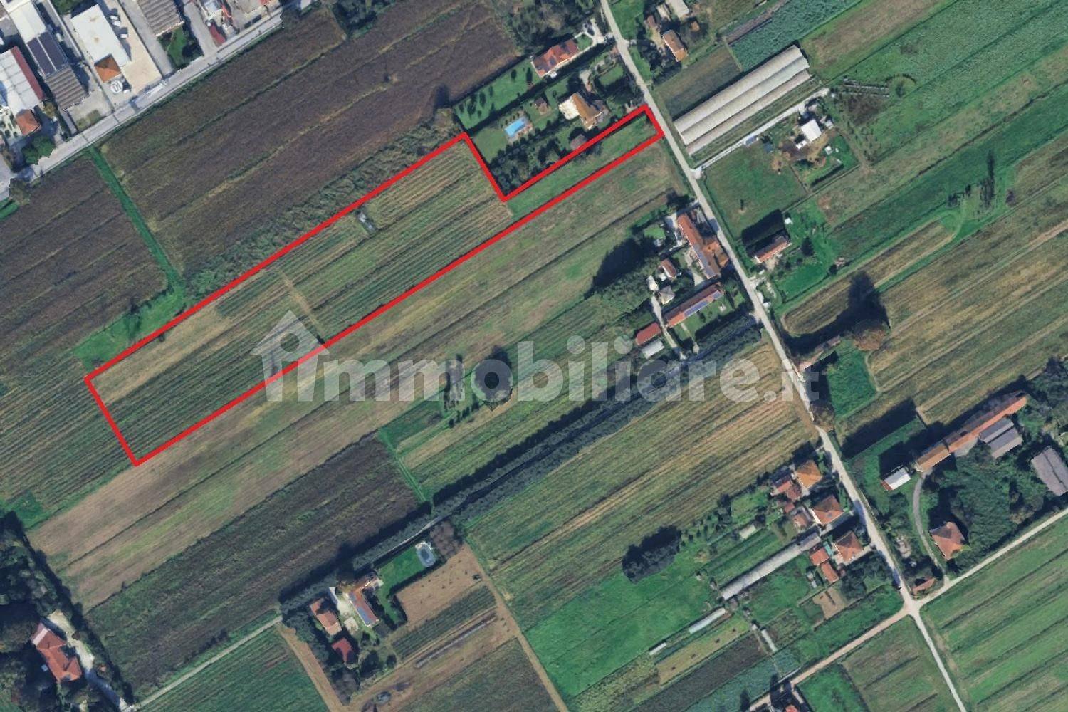 14998m² Land in Massarosa, Italy No. 325639