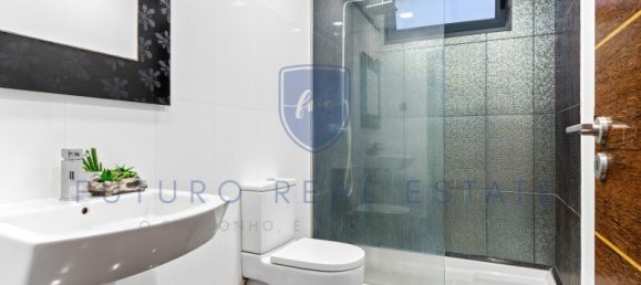 3 bedrooms Villa in Funchal, Portugal No. 25092 16