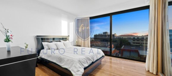 3 bedrooms Villa in Funchal, Portugal No. 25092 13