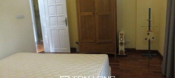 Villa de 4 dormitorios en Tay Ho, Vietnam No. 2040 10