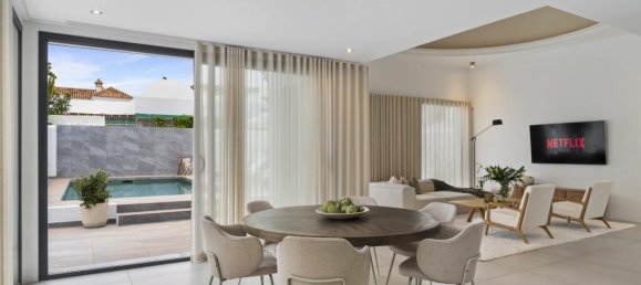 3 غرف نوم فيلا في Marbella, Spain رقم 108999 25