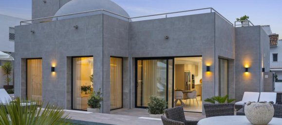 3 غرف نوم فيلا في Marbella, Spain رقم 108999 26