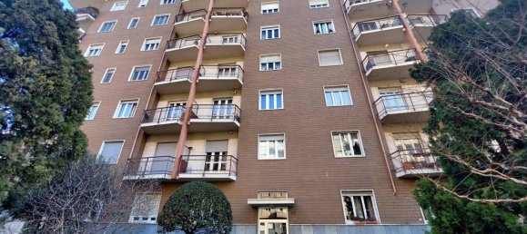 2 bedrooms Apartment in Turin, Italy No. 276789 13