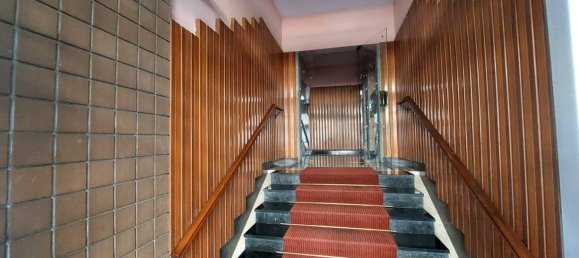 2 bedrooms Apartment in Turin, Italy No. 276789 10