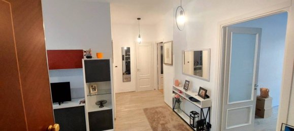 2 bedrooms Apartment in Turin, Italy No. 276789 14