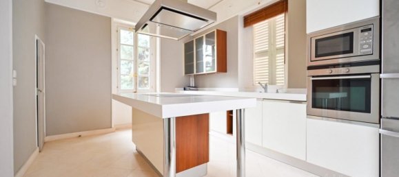 Дом с 3 спальнями в Тие, Франция № 135458 2