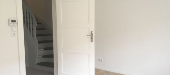 2 rooms Castles in Hakenfelde, Germany No. 105031 7