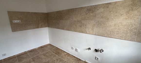 2 rooms Castles in Hakenfelde, Germany No. 105031 20