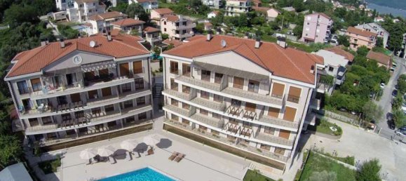 2 bedrooms Apartment in Herceg Novi, Montenegro No. 129 3