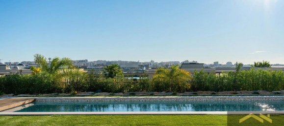 4 bedrooms Villa in Faro, Portugal No. 9294 3