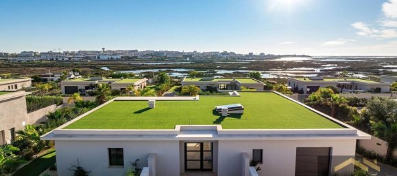 4 bedrooms Villa in Faro, Portugal No. 9294 6