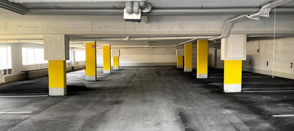 موقف سيارات في St. Johann im Pongau, Austria 14متر مربع رقم 13154 2