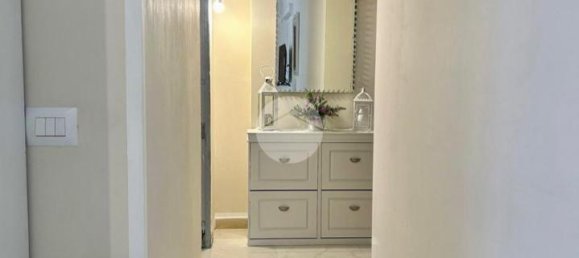 4-salle Appartement à Palermo, Italy No. 172603 8