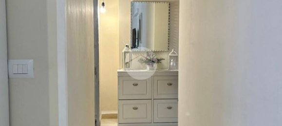 4-salle Appartement à Palermo, Italy No. 172603 5