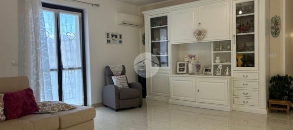 4-salle Appartement à Palermo, Italy No. 172603 14