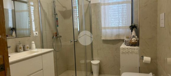 4-salle Appartement à Palermo, Italy No. 172603 11