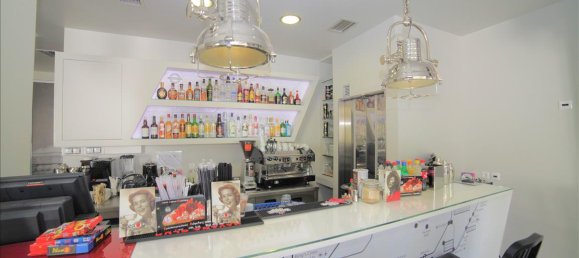 900m² Property in Thessaloniki, Greece No. 4673 12