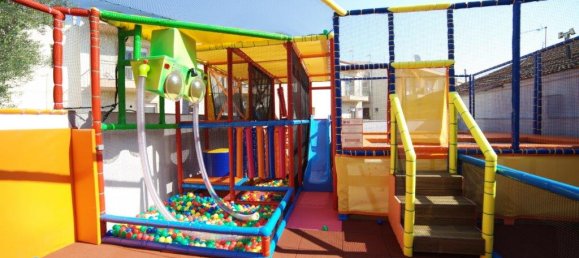 900m² Property in Thessaloniki, Greece No. 4673 28