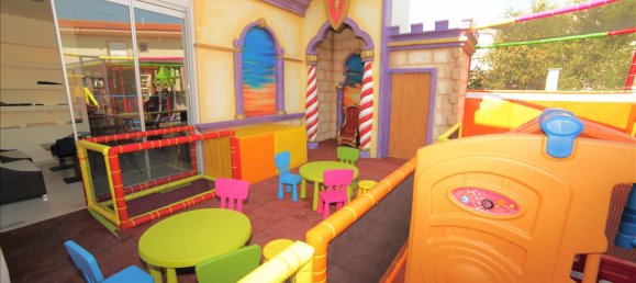 900m² Property in Thessaloniki, Greece No. 4673 25