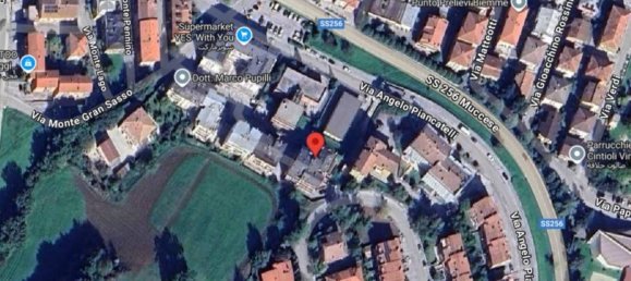 Gewerbliche Immobilie in Castelraimondo, Italy 76m², Nr. 265736 6