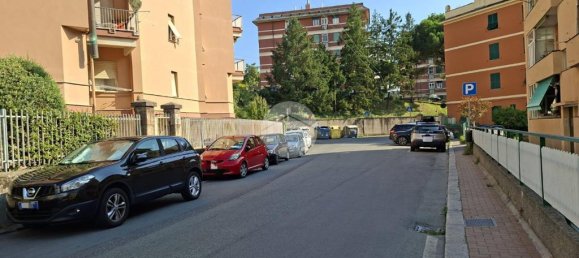 2 bedrooms Apartment in Genoa, Italy No. 263341 4