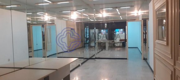 Gewerbliche Immobilie in Porto, Portugal 40m², Nr. 32760 19