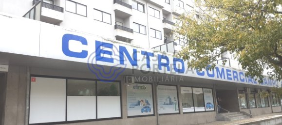 Gewerbliche Immobilie in Porto, Portugal 40m², Nr. 32760 13