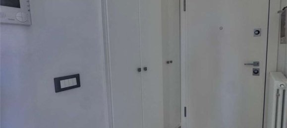 3 rooms Apartment in Savona, Italy No. 299533 6